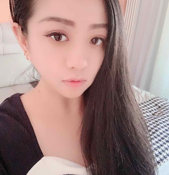 长发温柔的大屁股